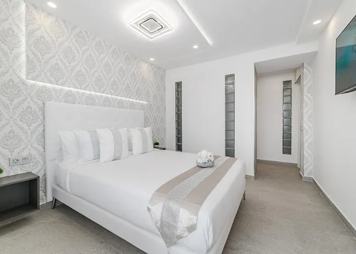 Red Velvet Desire- Premium 2br Apartamento *