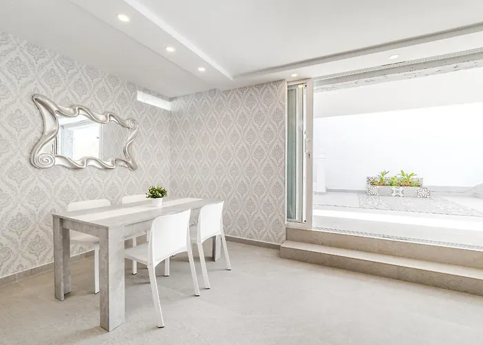 Apartment Red Velvet Desire- Premium 2br